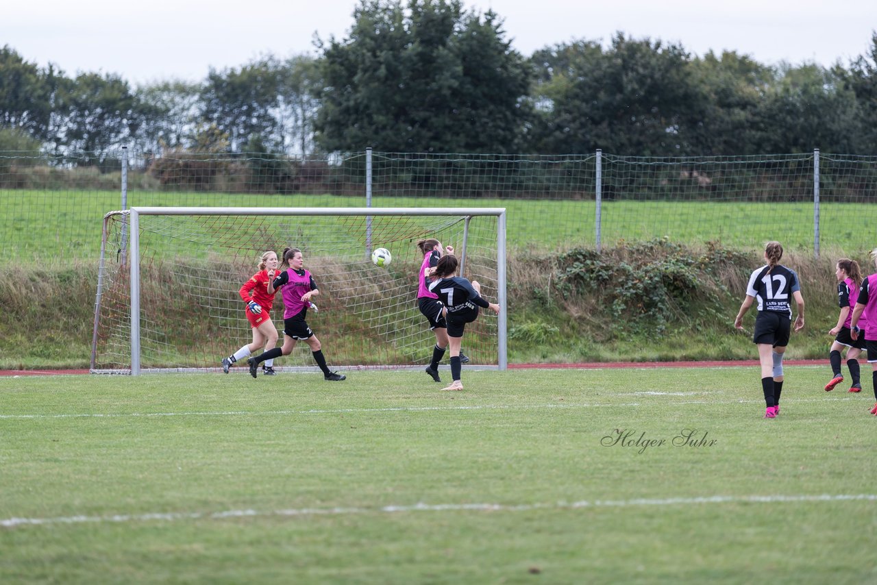 Bild 194 - Frauen Grossenasper SV - SV Steinhorst/Labenz : Ergebnis: 1:3